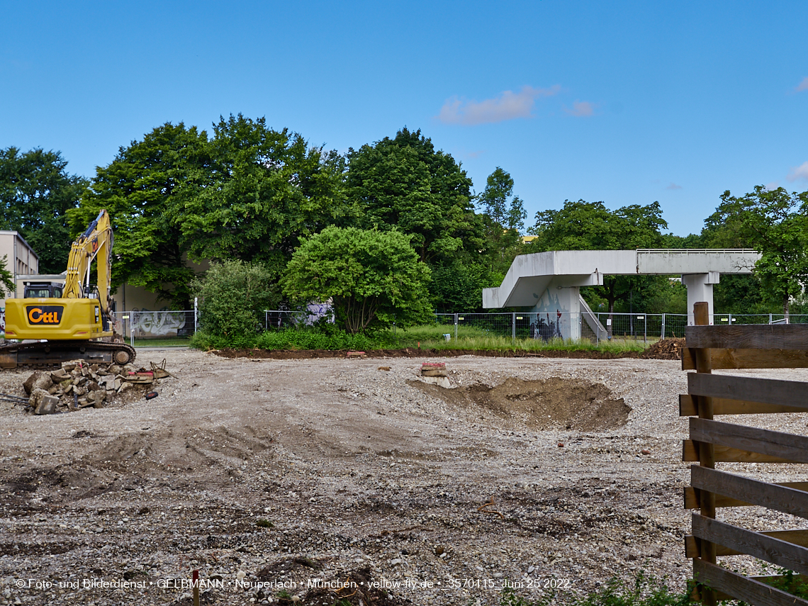 25.06.2022 - Baustelle zur Mütterberatung und Haus für Kinder